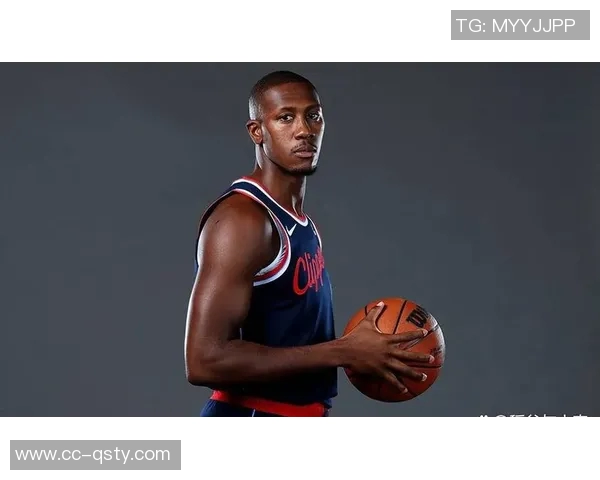 克里斯邓恩谈三分球机会减少感受近104分钟未出手的尴尬